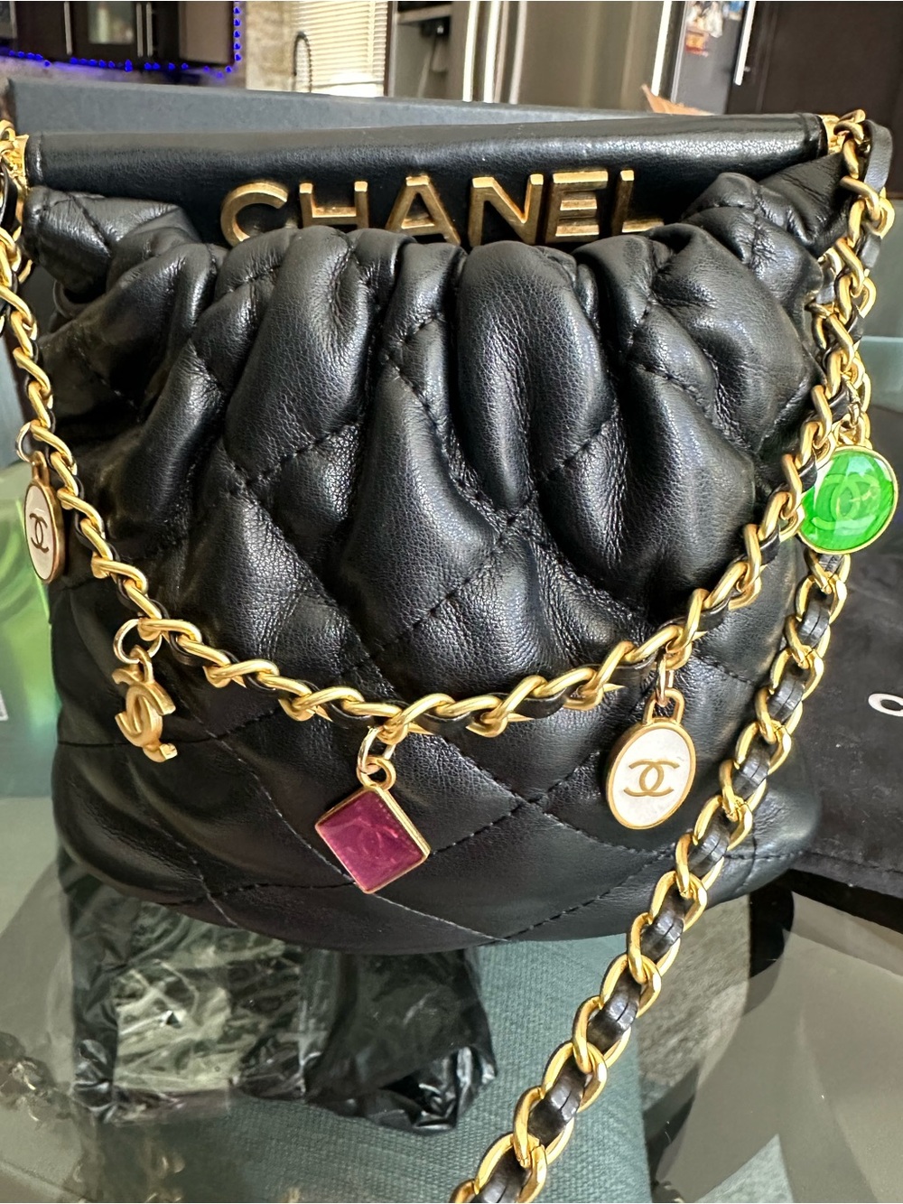 CHANEL VIP Gift Black Quilted Leather Crossbody Bag with Multicolor Charm Chain - Picture 2 of 13